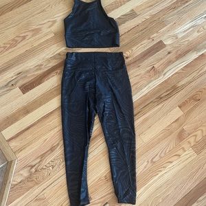 DYI workout set. Never worn